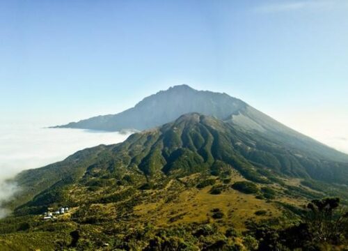 Best 3 days Mount Meru hiking tour package
